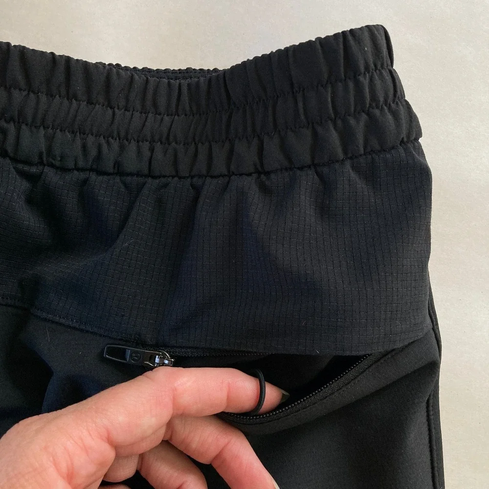 Lululemon License to Train Jogger Black (Size XL)